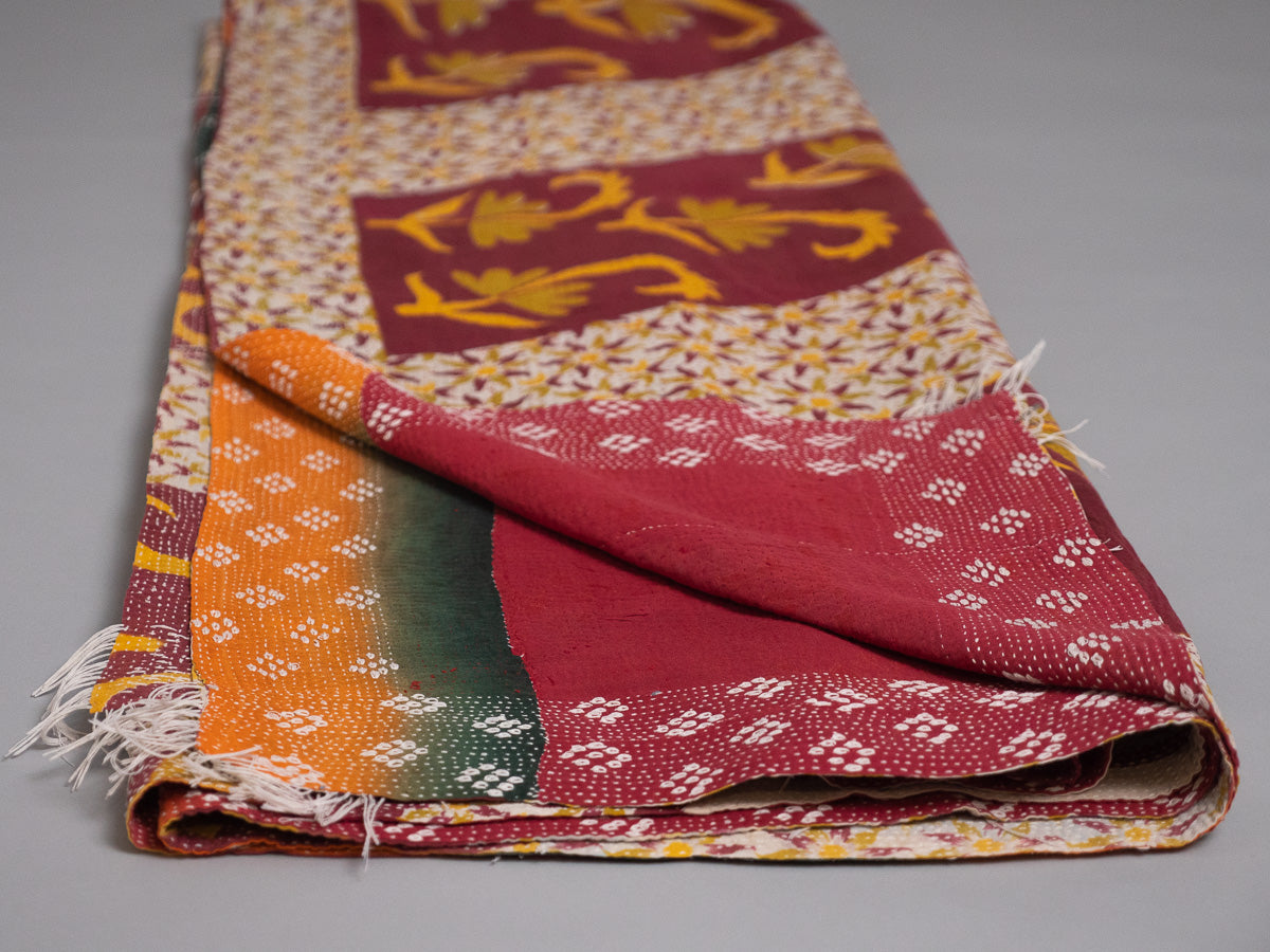 Vintage Kantha quilt No.17 Flame Flower