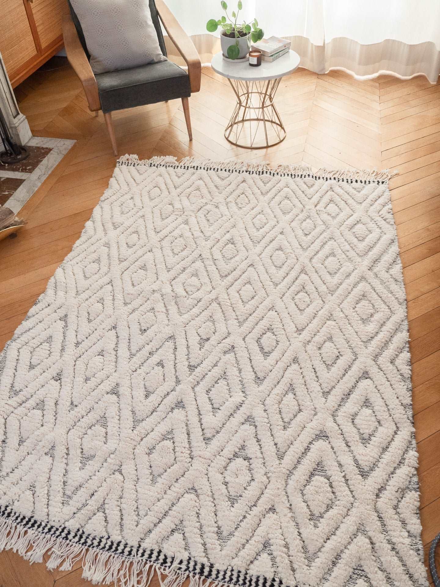 Hand loomed wool rug from Tunisia. Craft Heritage. Ethically sourced.